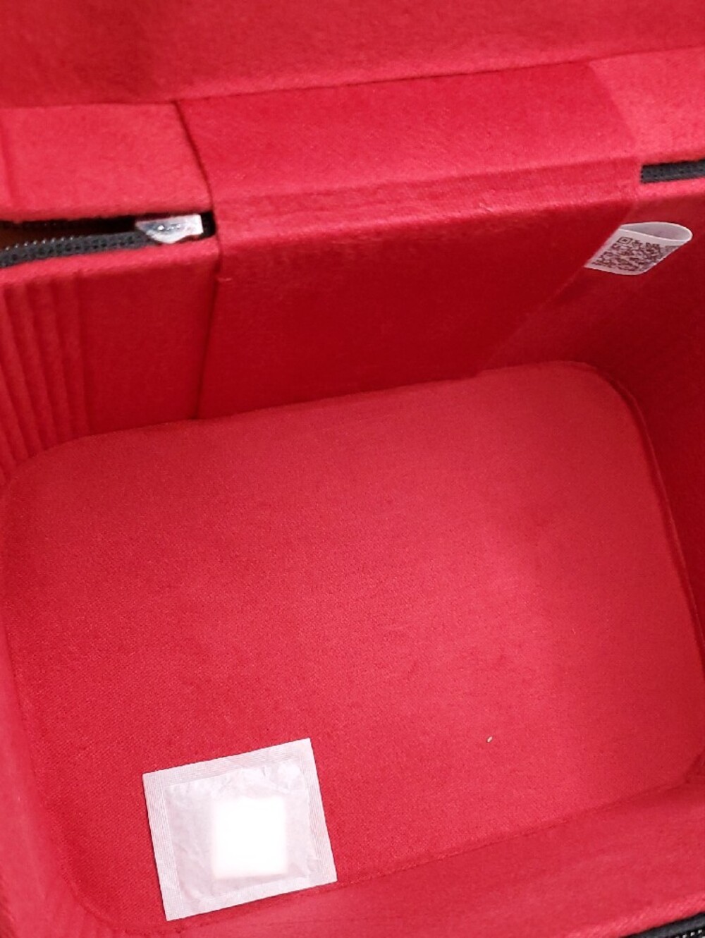 Lv  Black Monogram Makeup Train Case - Picture 7 of 7